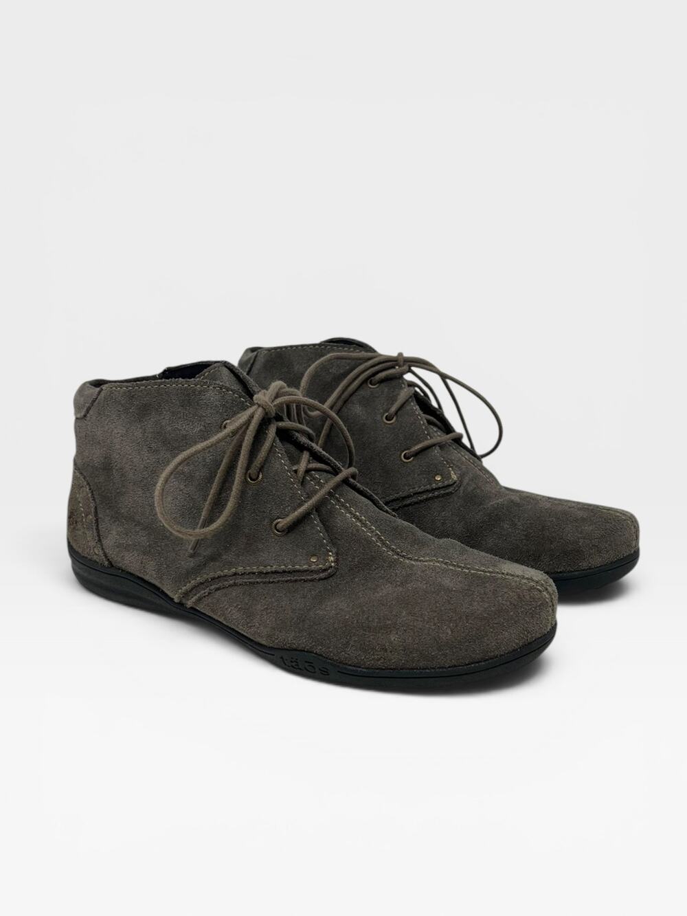 Taos Stellar Suede Ankle Booties Size 7.5